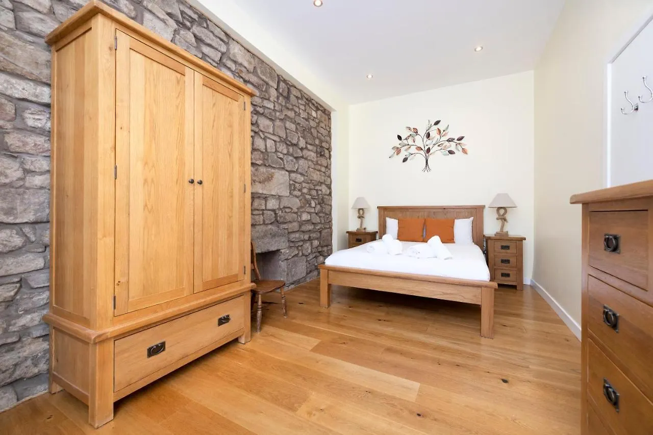 Joivy 1 Bed Flat In Old Town, Next To St Giles Cathedral Apartment Edinburgh