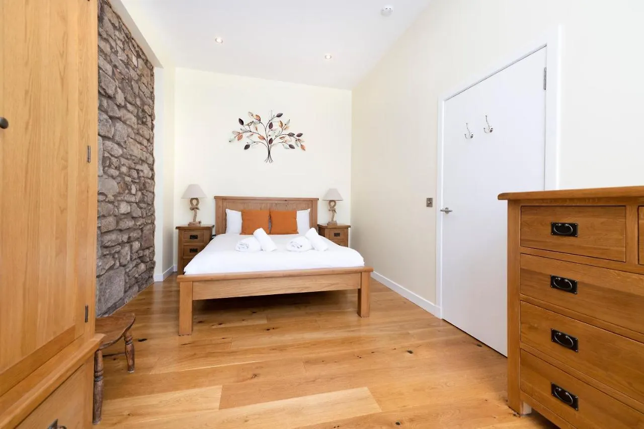 Joivy 1 Bed Flat In Old Town, Next To St Giles Cathedral Apartment Edinburgh
