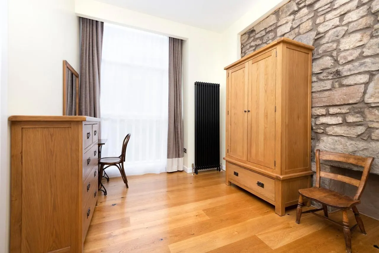 Joivy 1 Bed Flat In Old Town, Next To St Giles Cathedral Apartment Edinburgh 0*,